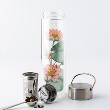 Заредете изображение във визуализатора на галерията – Бутилка за чай от двустенно стъкло с цедка от неръждаема стомана Padma, 350 мл
