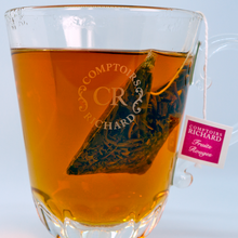 Заредете изображение във визуализатора на галерията – Comptoirs Richard Черен чай горски плодове-15 бр.
